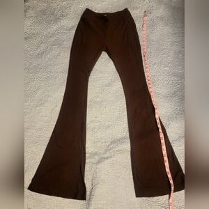 💜4/$20💜Rue21 brown Ribbed bell bottom leggings